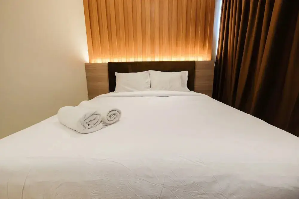 Comfortable and Modern 2BR Menteng Park Apartment — фото 1