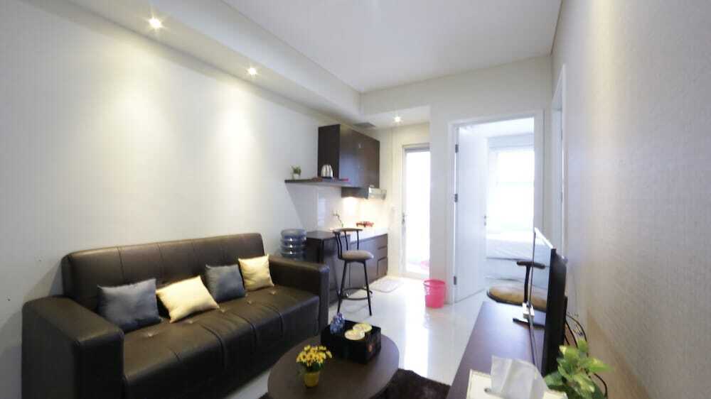 Бандунг: Clean and Cozy 2BR Apartment @ Parahyangan Residence