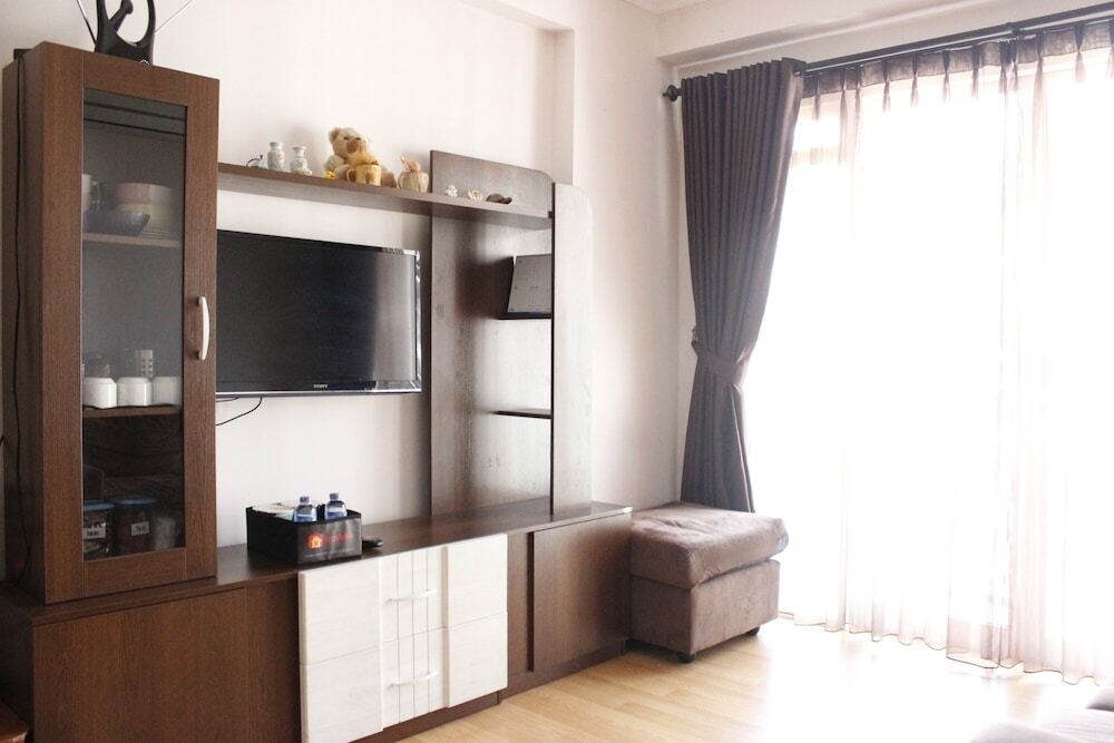 Бандунг: Homey 2BR Apartment at Gateway Pasteur Near Exit Toll By Travelio