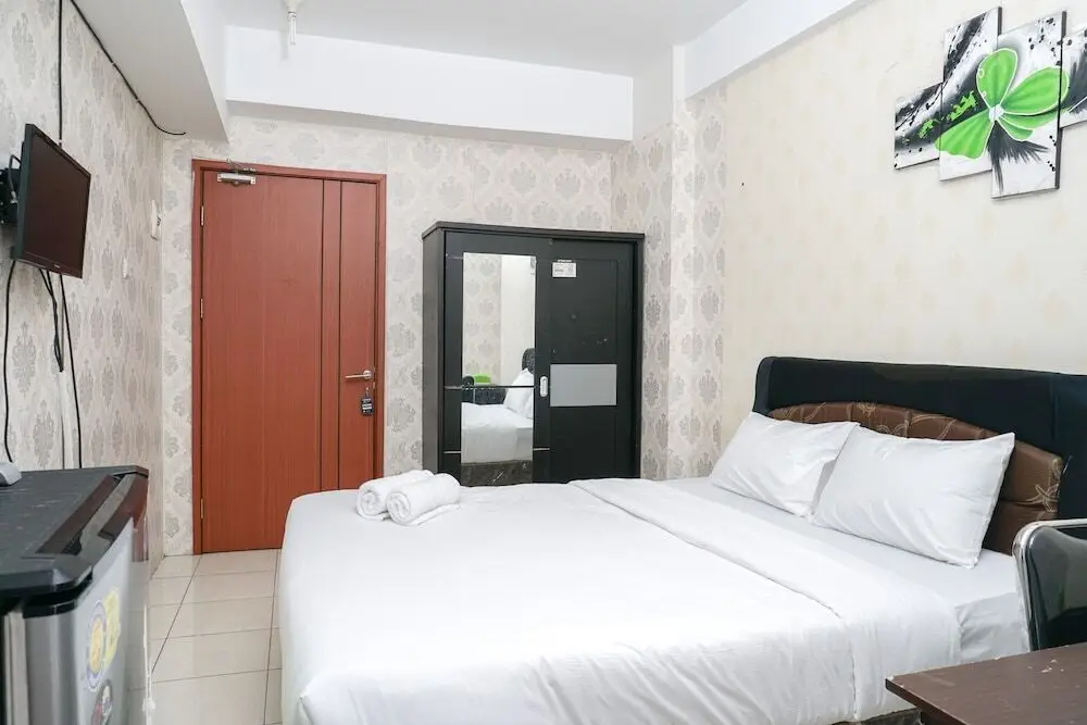 Депок: Elegant Design Studio Apartment at Margonda Residence 4 By Travelio