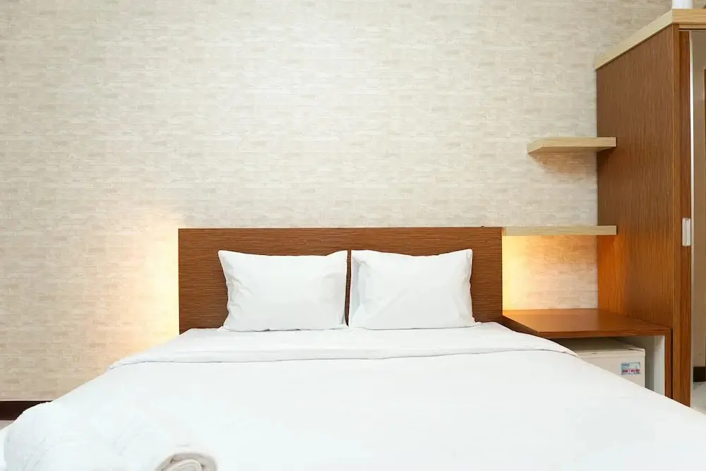 Депок: Modern Studio Apartment at Cinere Resort