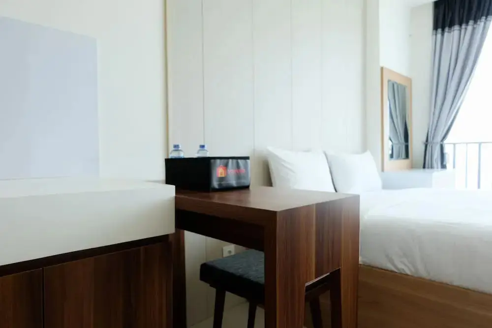 Южный Тангеранг: Homey Studio Room Tree Park Apartment near BSD City