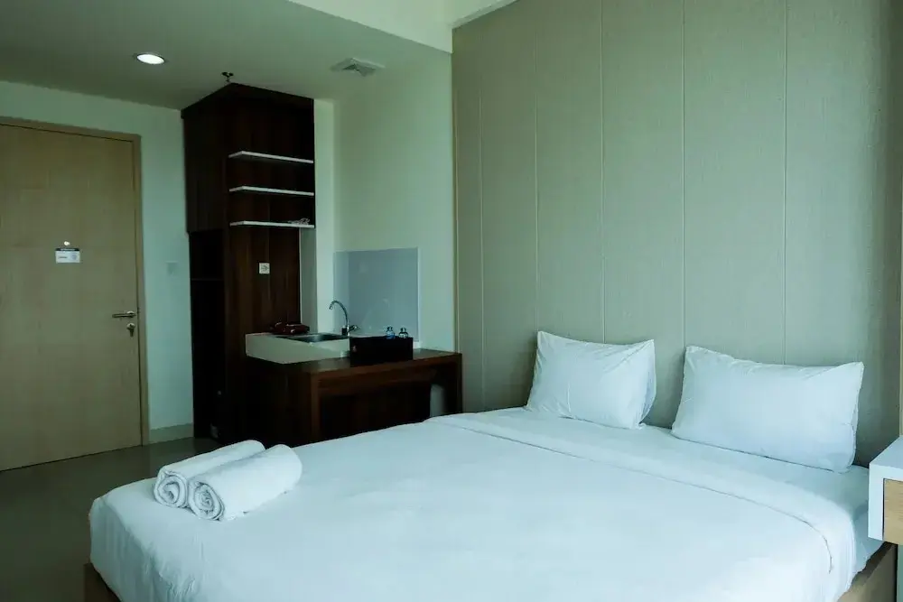 Южный Тангеранг: Homey Studio Room Tree Park Apartment near BSD City