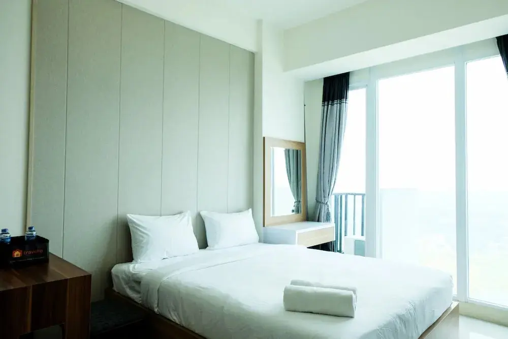 Южный Тангеранг: Homey Studio Room Tree Park Apartment near BSD City