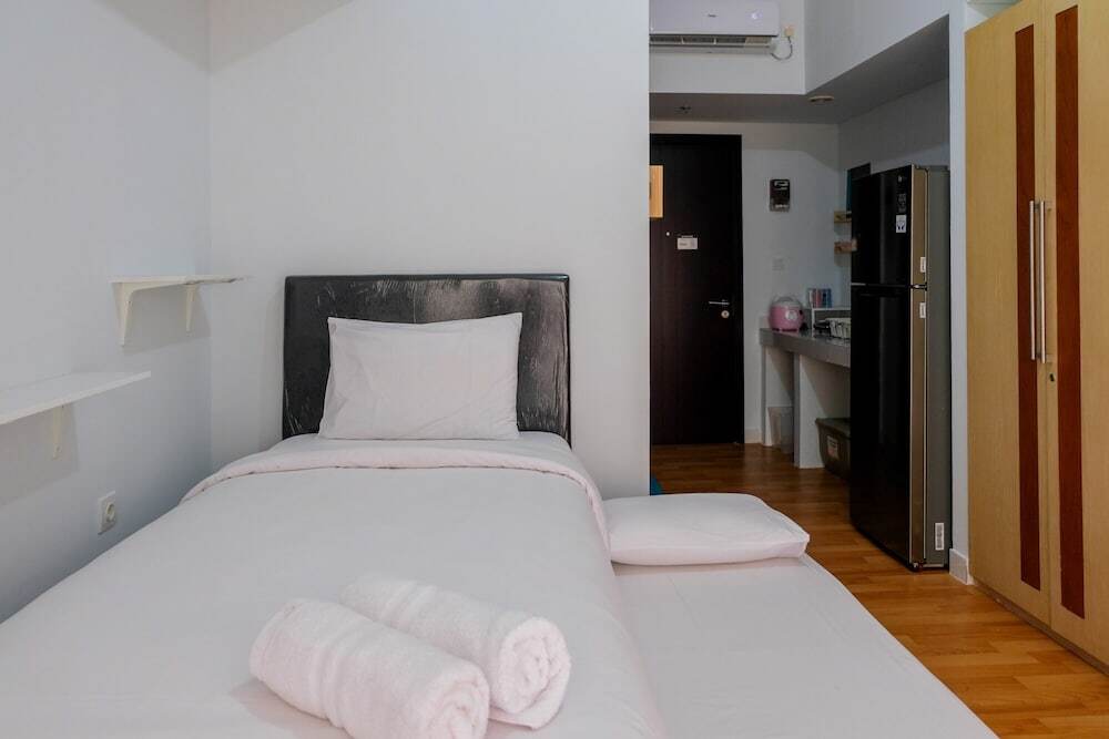 Homey Studio Room At Casa De Parco Apartment By Travelio — фото 1