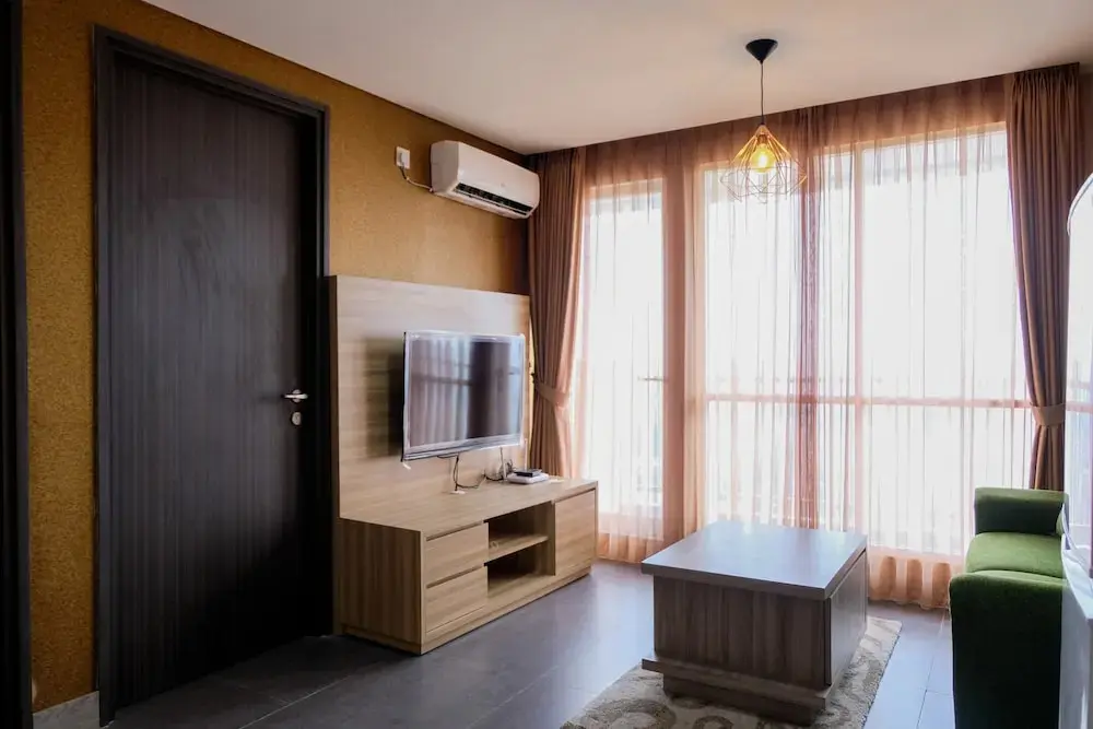 Южный Тангеранг: Luxury 2BR with City View Bintaro Icon Apartment