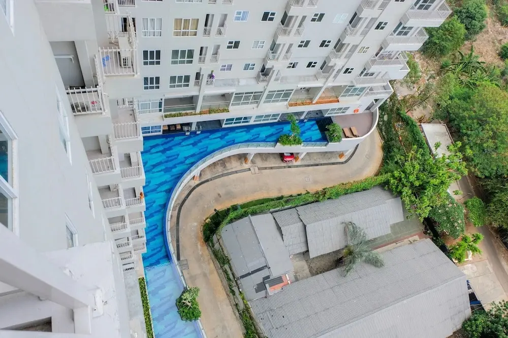 Южный Тангеранг: Luxury 2BR with City View Bintaro Icon Apartment