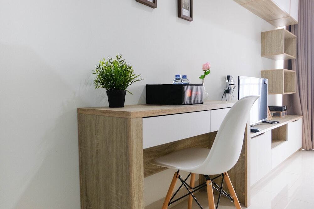 Тангеранг: Cozy Studio Apartment @ Springwood Residence
