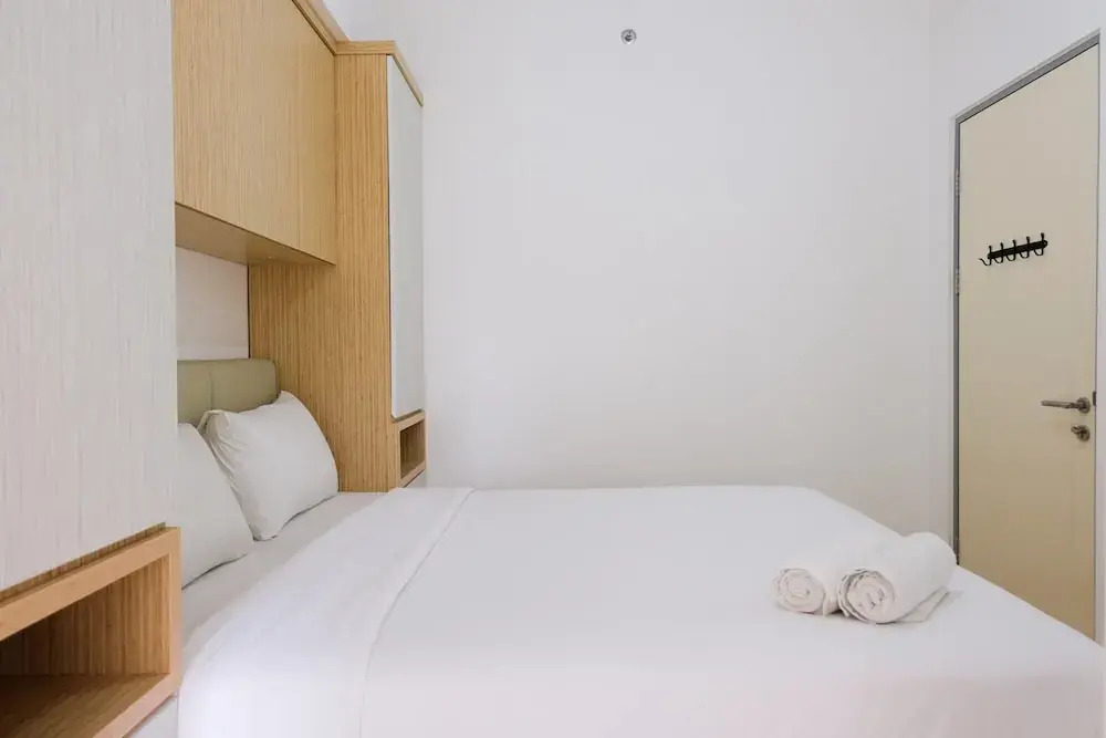 Legok: Comfy 2BR at M-Town Residence Apartment