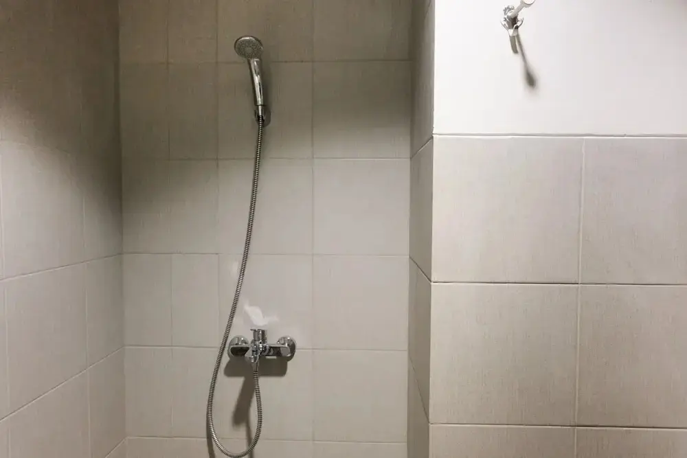 Южный Тангеранг: Minimalist Studio Room at Bintaro Icon Apartment