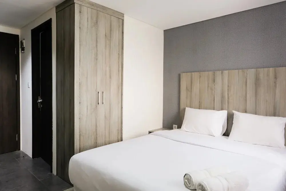 Южный Тангеранг: Minimalist Studio Room at Bintaro Icon Apartment
