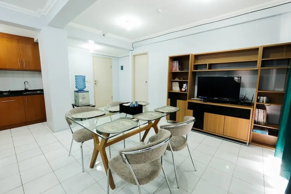 Бекаси: Spacious Family 2BR Grand Center Point Apartment