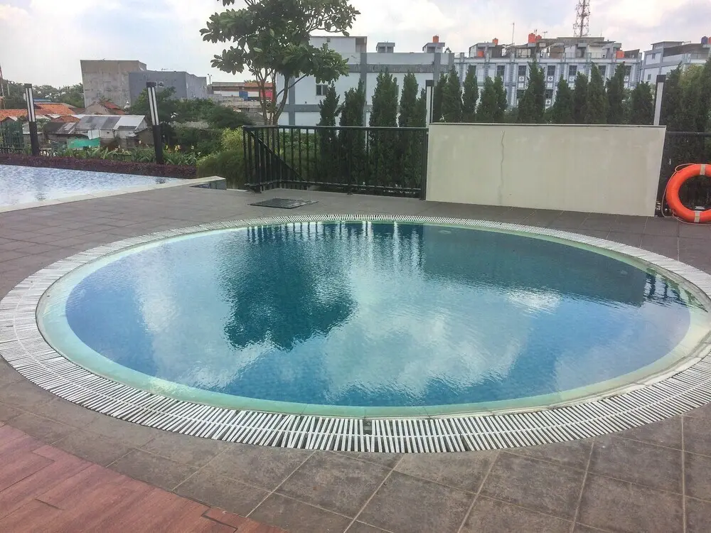 Чикаранг: 1BR with Working Space The Oasis Apartment Cikarang