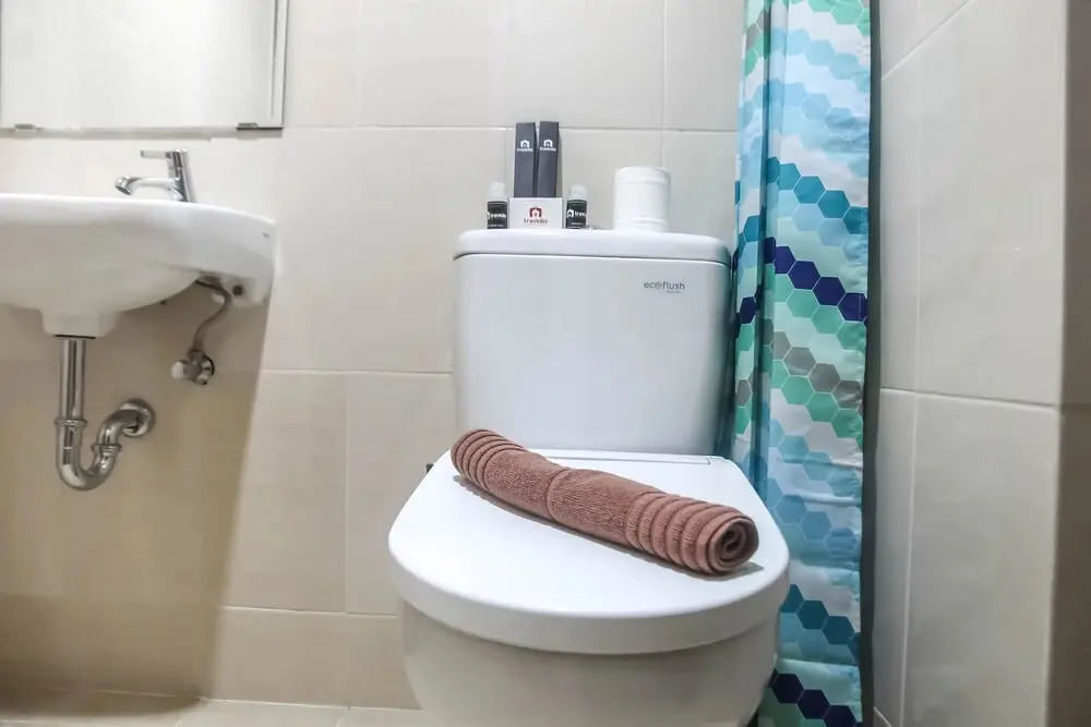 Чикаранг: Spacious 1 BR at The Oasis Cikarang Apartment