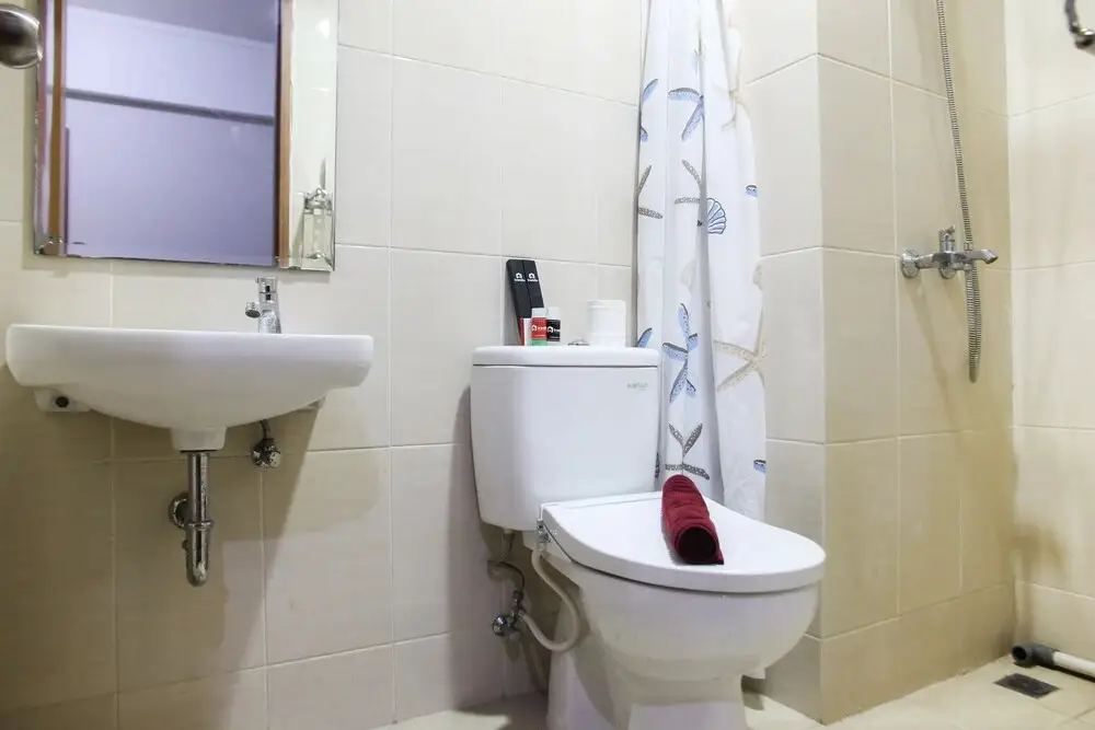 Чикаранг: 1BR with Extra Balcony The Oasis Cikarang Apartment