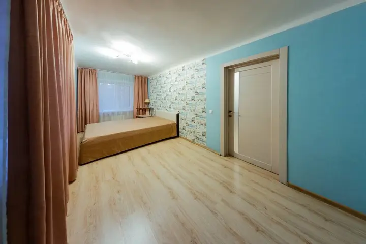 Красноярск: Апартаменты Центр 5