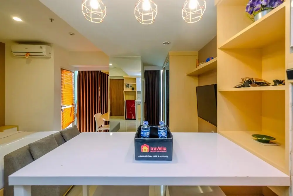 Бекаси: Modern and Spacious Studio with City View @ Grand Kamala Lagoon Apartment