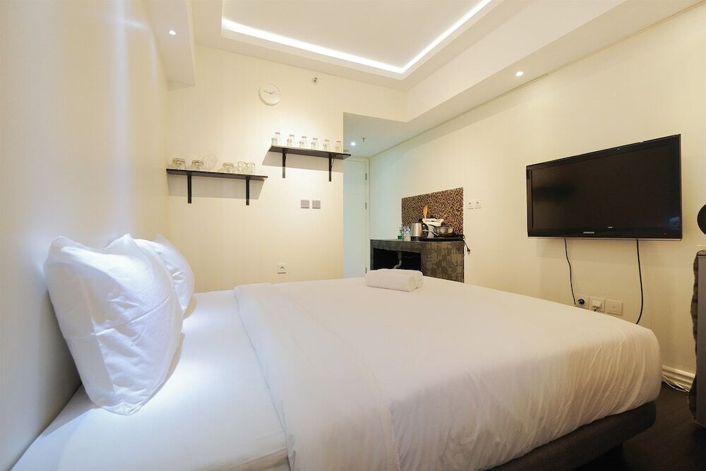 Бекаси: Homey Studio Apartment @ Springlake Summarecon