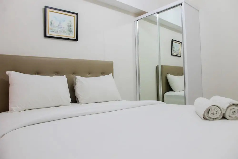 Бекаси: Exclusive 2BR Springlake Summarecon Bekasi Apartment