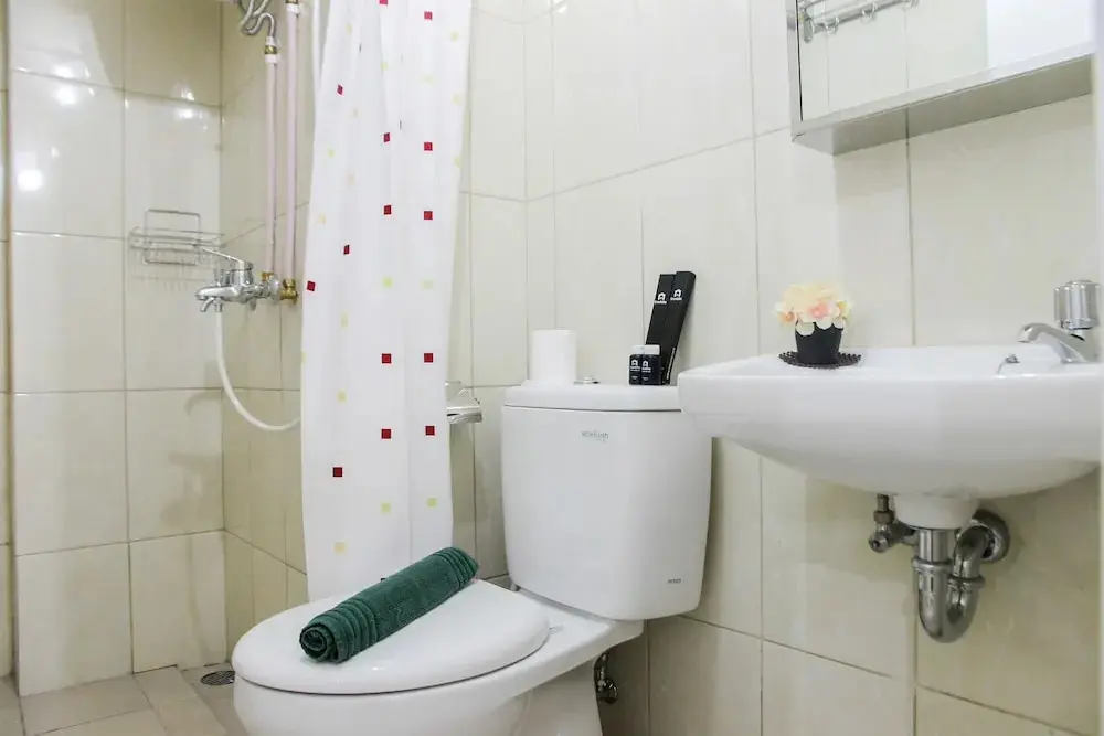 Бекаси: Exclusive 2BR Springlake Summarecon Bekasi Apartment