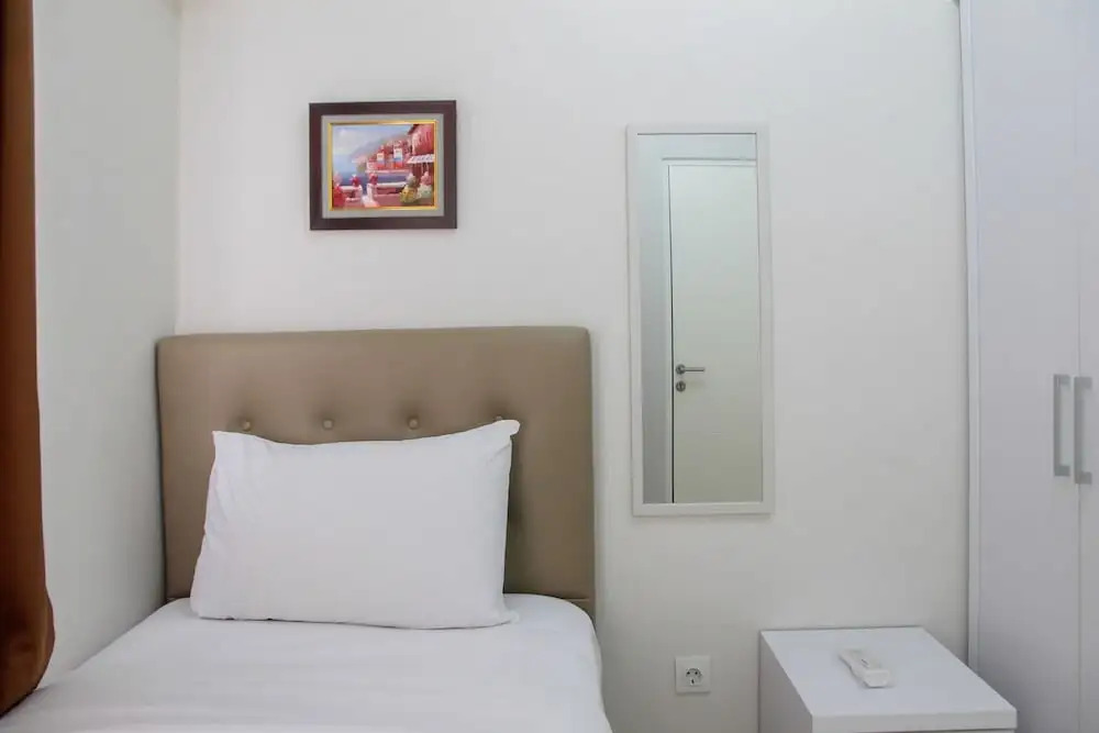 Бекаси: Exclusive 2BR Springlake Summarecon Bekasi Apartment