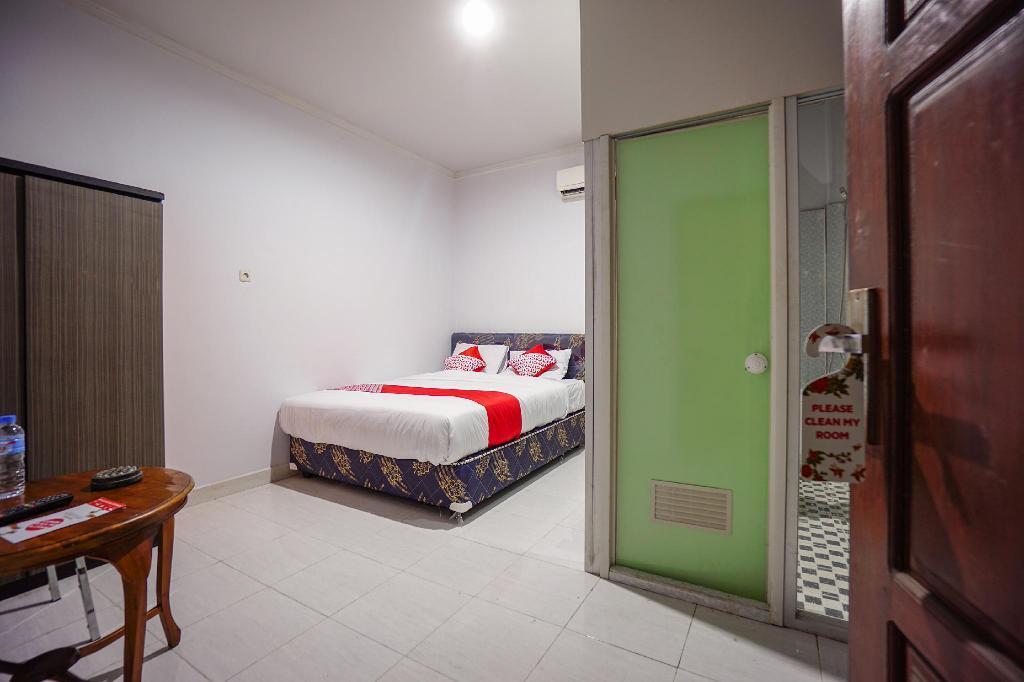 Манадо: Oyo 1545 Bs Residence