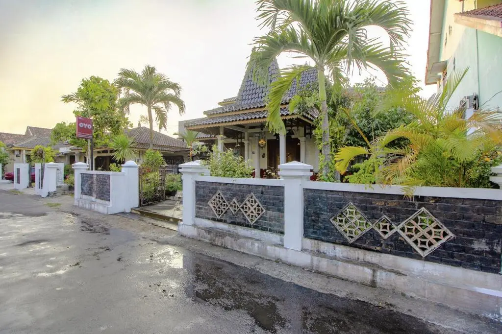 Ngaglik: OYO 1650 Griya Joglo Homestay