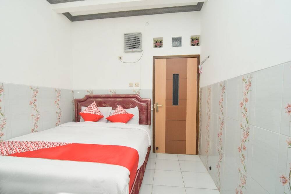 Травас: OYO 1480 Villa Dua Putri