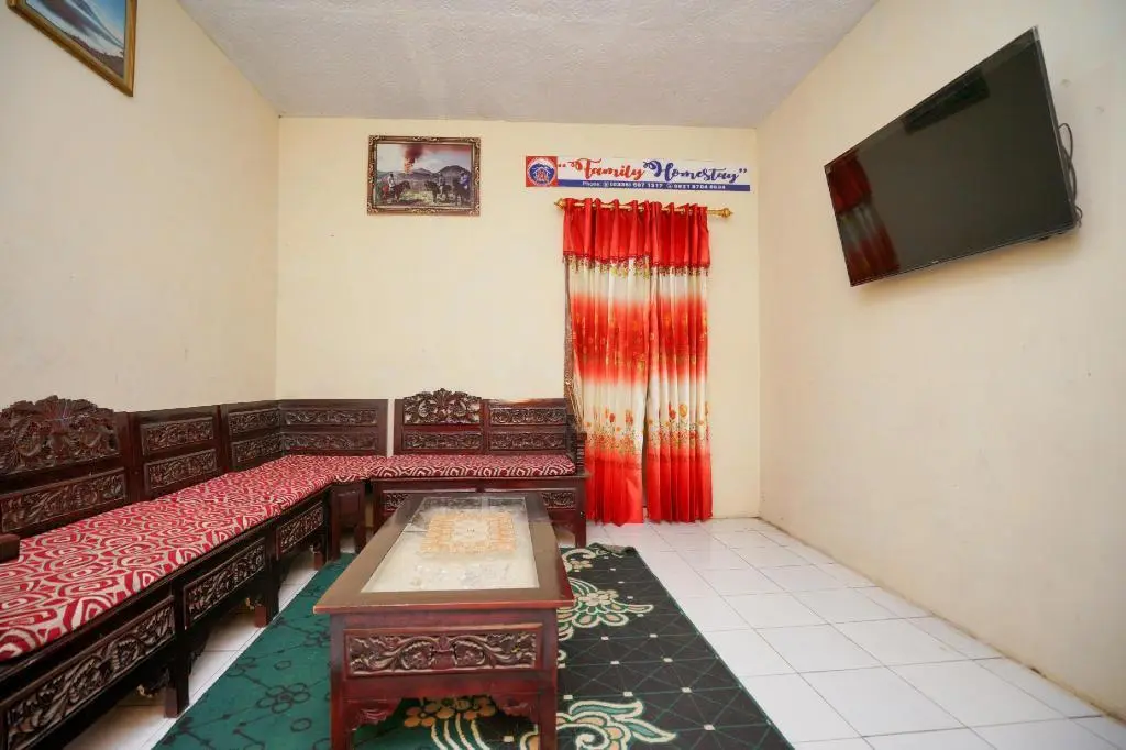 Надисари: OYO 1834 Family Homestay