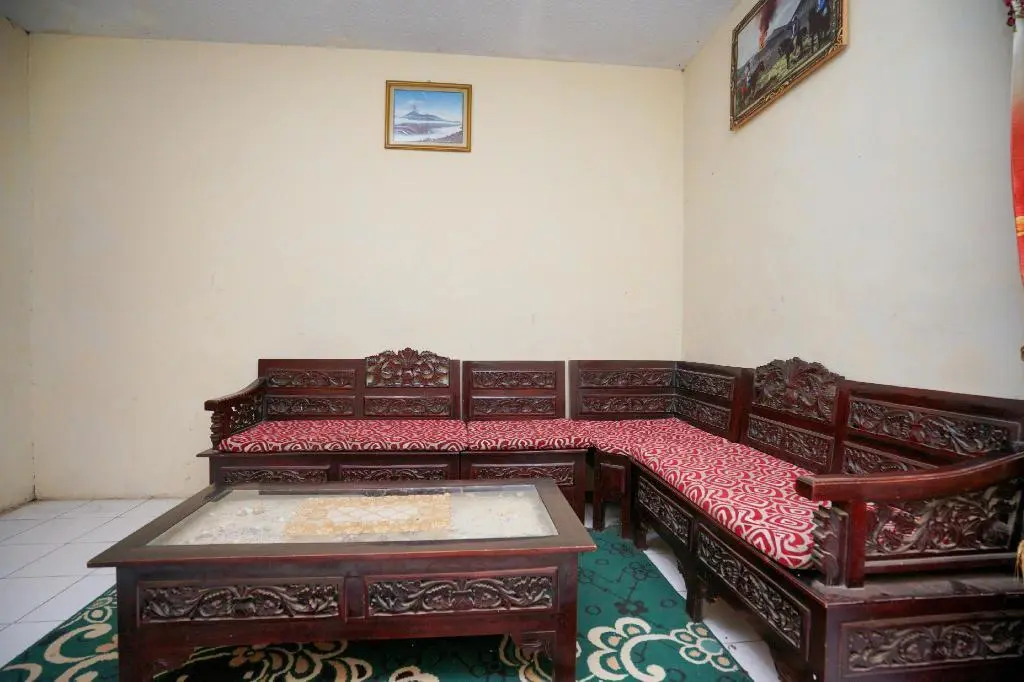 Надисари: OYO 1834 Family Homestay