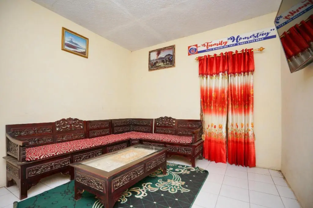 Надисари: OYO 1834 Family Homestay
