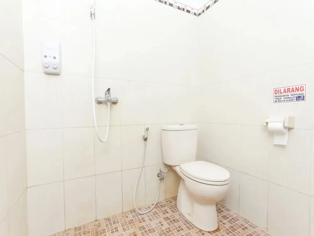 Джокьякарта: OYO 1680 Dahlia Guesthouse