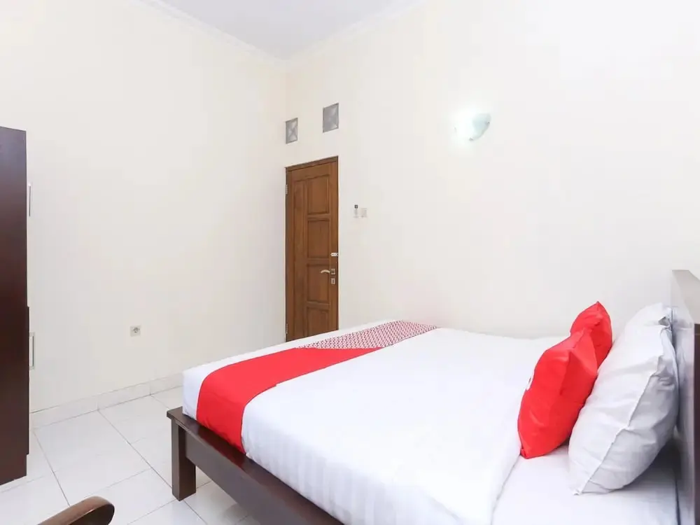 Джокьякарта: OYO 1680 Dahlia Guesthouse