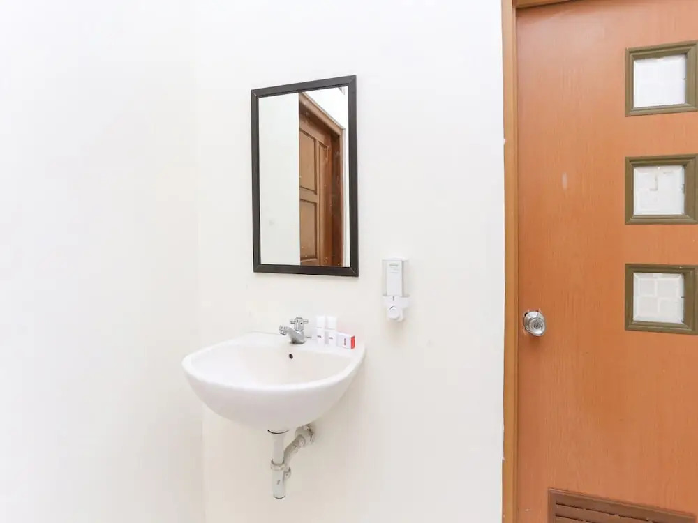 Джокьякарта: OYO 1680 Dahlia Guesthouse