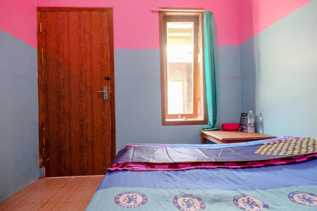 Баньюванги: SPOT ON 1783 Ijen Traveller & Homestay