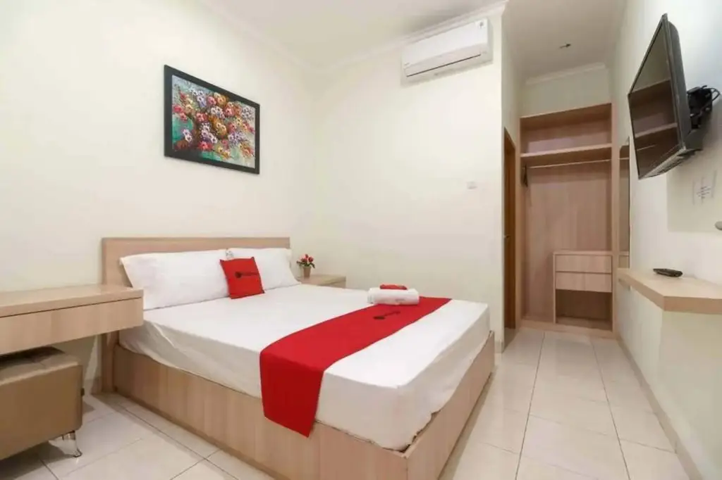 Депок: Airy Syariah Cinere Raya Nb13 Depok