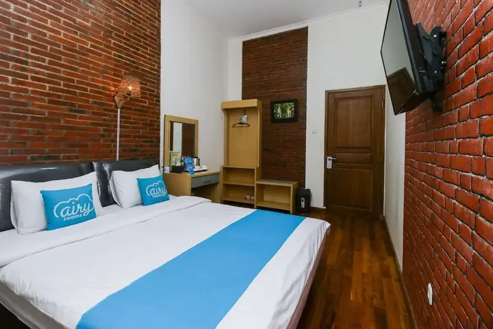 Бату: Airy Eco Gunungsari Mawar Putih Batu