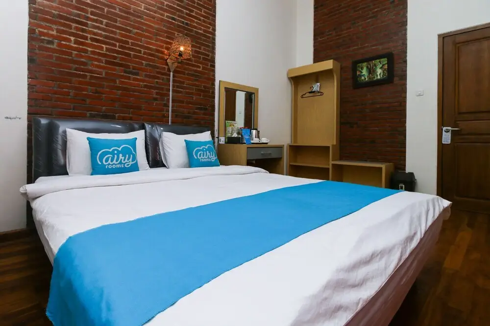 Бату: Airy Eco Gunungsari Mawar Putih Batu