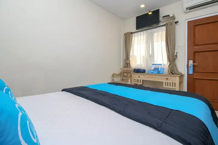 Суракарта: Airy Stasiun Purwosari Merpati 39B Solo