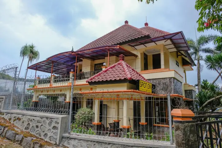 Бату: SPOT ON 1767 Villa Anggur Panderman
