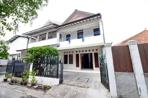 OYO Life 1942 Asia Residence Syariah — фото 1
