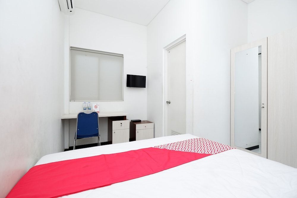 Семаранг: OYO 1884 Sunshine Hostel