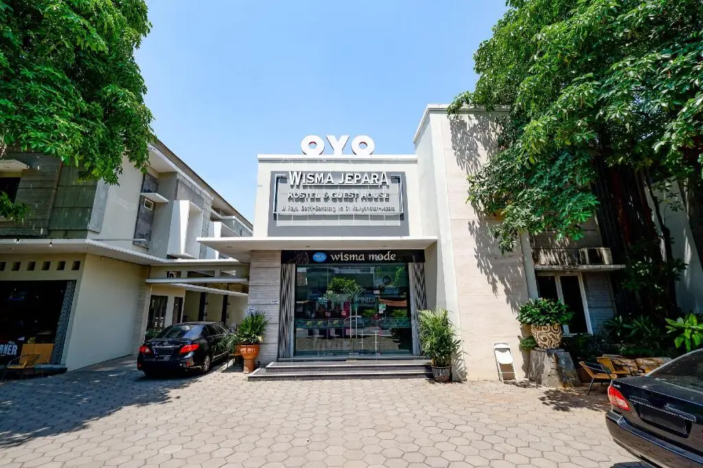 Джепара: OYO 2028 Wisma Jepara