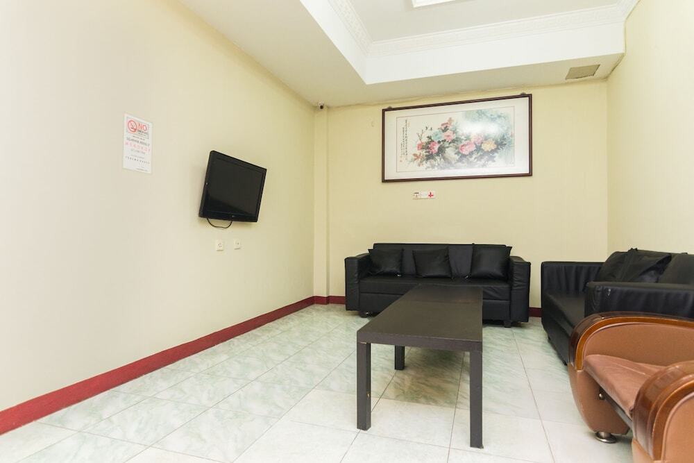 Батам: Oyo 1703 Terang Bintang Hotel