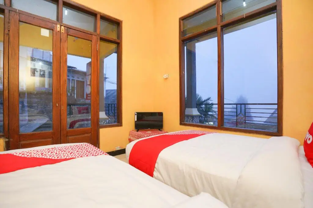 Надисари: OYO 1967 Canaya Homestay