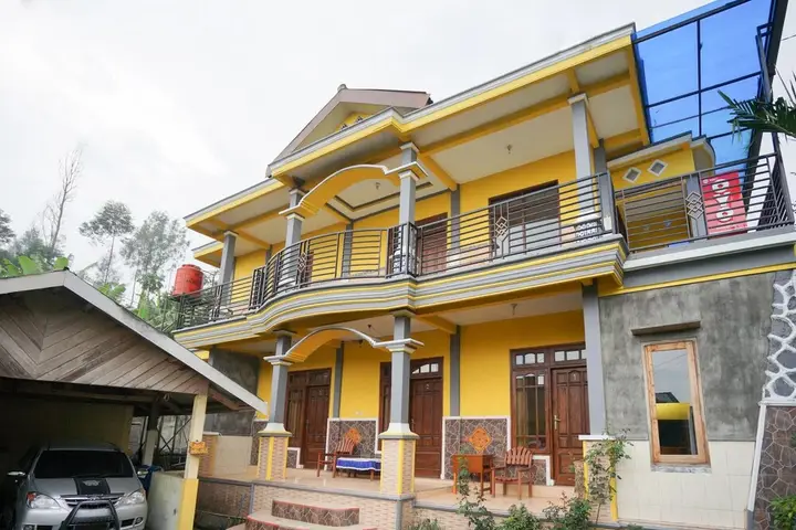 Надисари: OYO 1967 Canaya Homestay