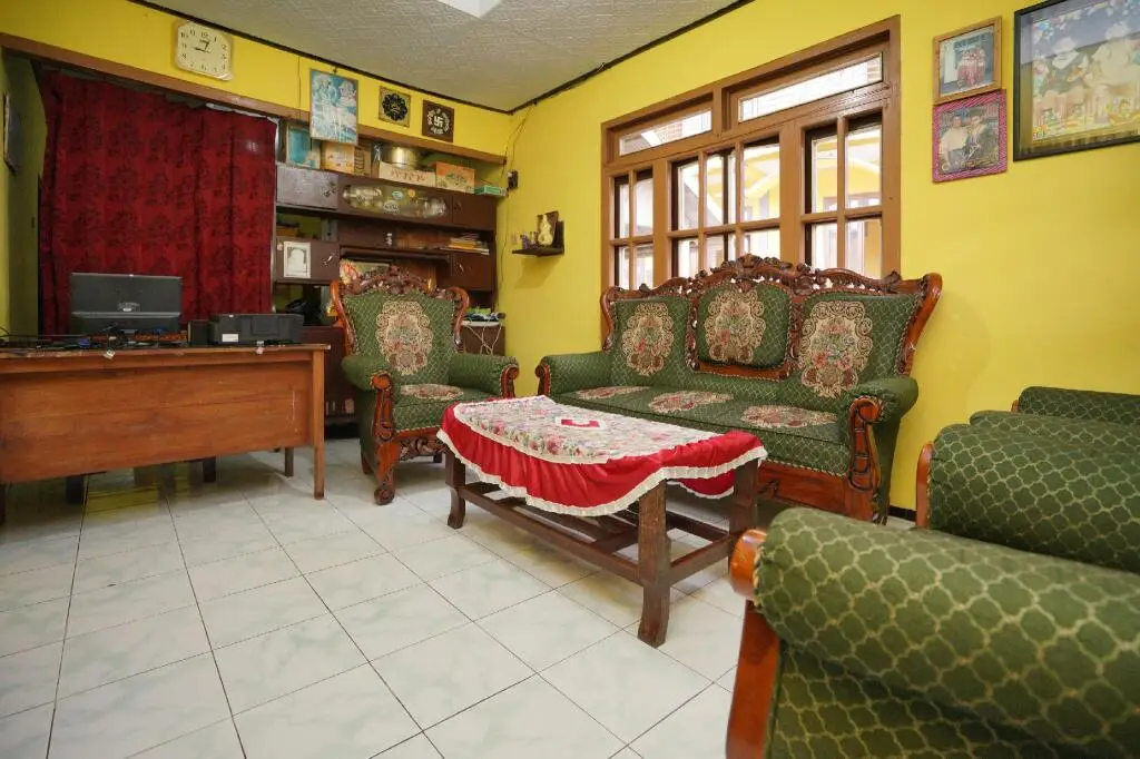 Надисари: OYO 1967 Canaya Homestay