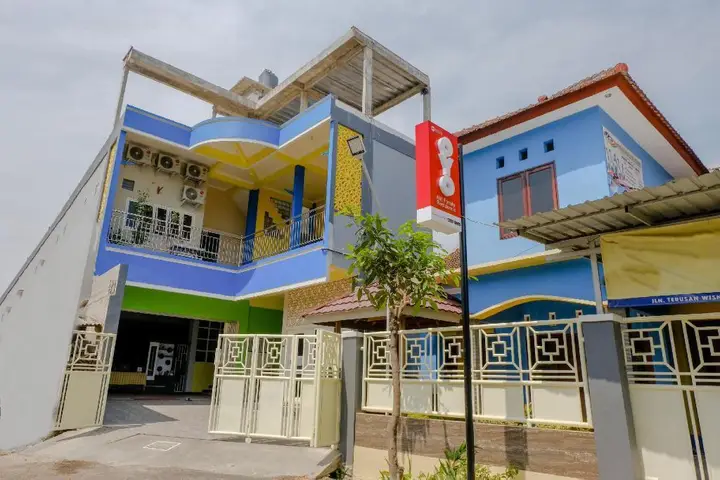 Маланг: OYO 1979 Alif Family Residence