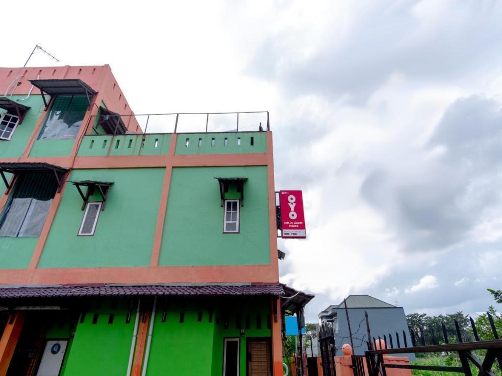 Медан: OYO 1874 Joh - Je Guest House
