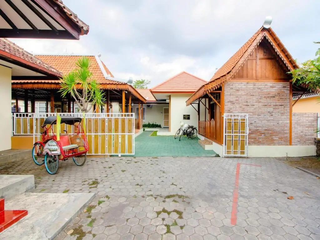 Слеман: OYO 2010 Dalem Jongke Homestay